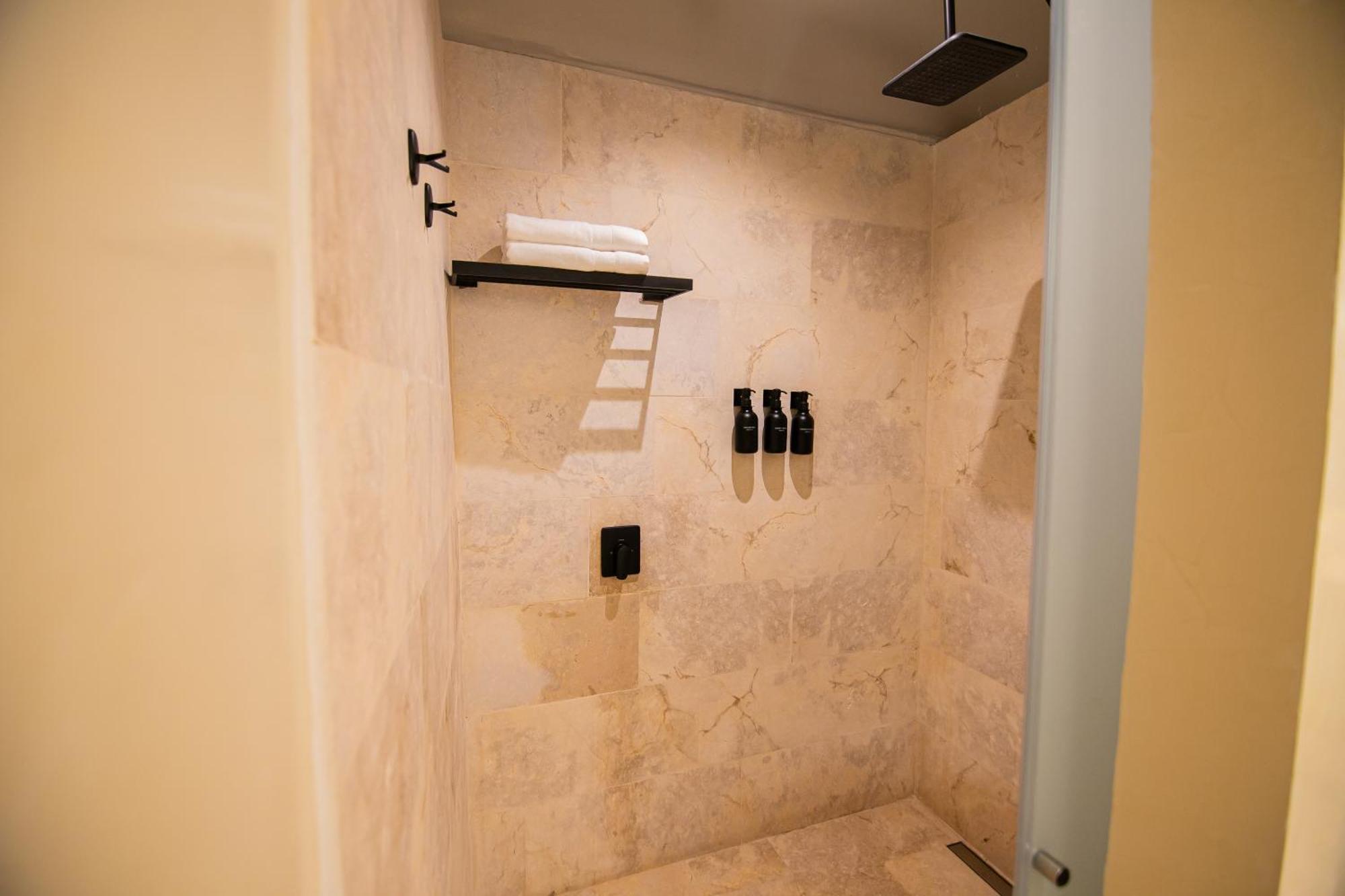 Scalea Di Mare Hotel Cartagena ภายนอก รูปภาพ